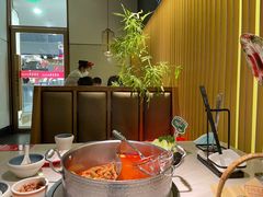-左庭右院鲜牛肉火锅(浦江欢乐颂店)