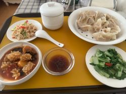 -月之旅·尊 高端月子会所(科馨别墅一店)