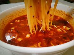 -牵人麻辣粉(粉巷店)