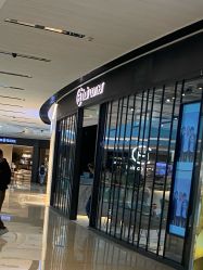 -HAIR CORNER