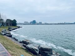-上海滴水湖皇冠假日酒店