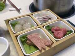 -煲王粤菜餐厅(中侨中心店)