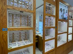 -沪睛眼镜蔡司官方授权店(金桥佳林路店)