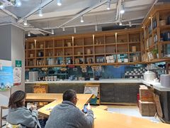 大堂-小桃园·豆浆油条(复兴中路店)