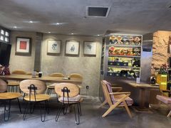 -奇醜的猴子咖啡(财信广场店)