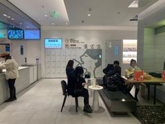 -喜茶(杭州滨江宝龙店)