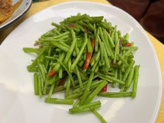 清炒蓠蒿-蝴蝶泉宾馆-中餐厅