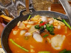 -老滇山寨•云南特色菜•地方菜•民族风情歌舞表演(金碧店)