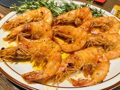 西班牙蒜香油爆虾-ZAFFERANO西班牙海鲜饭(上海首店)