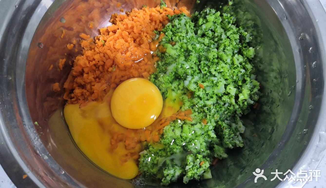 现在疫情严峻的时候，冰箱里是否都空空的