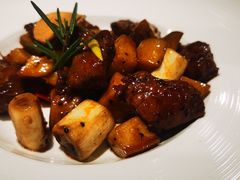 煎炒雪花牛肉粒-龙吟九品(青龙山庄店)