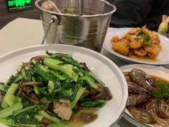 小白菜炒榛蘑-渔娘渔家丹东海鲜(东直门店)