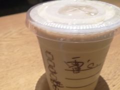 -星巴克(广州动漫星城东区店)