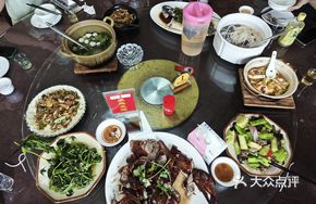 Lychee Wood Roasted Goose