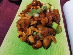 宫保鸡丁-万柳阁小馆·花园餐厅(龙潭湖店)