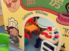 -极橙儿童齿科矫正中心(奥城店)
