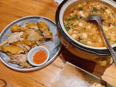-头上红煨盐鸡·非遗院子餐厅