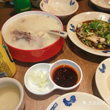 #0元玩转这座城五点多到的,不到六点,结果已经坐满人