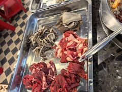 -金鼎雪山牦牛杂火锅(理县总店)