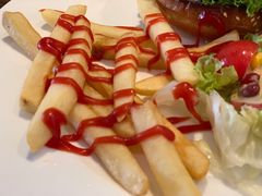 番茄酱薯条-LUCCA卢卡西班牙海鲜饭(远洋广场店)