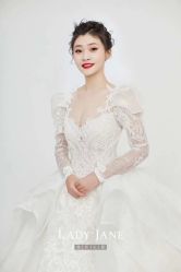 -Lady  Jane高端婚纱礼服馆