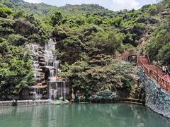 -黄腾峡天门悬廊