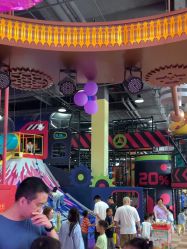 -欧酷世界动力星球(王府井奥莱UP TOWN店)
