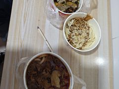-中山牛肉肥肠粉面馆(军工社区店)