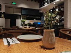 -La Strada(安福路店)