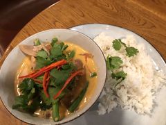 泰式红咖喱牛肉饭-Wagas沃歌斯(太古汇店)