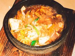 -穹六人间 people 6(岳阳路店)