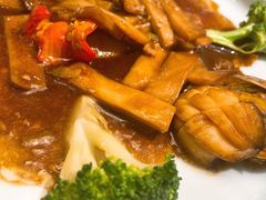 -青瓦餐厅·生鱼片·韩园烤肉(西塔店)