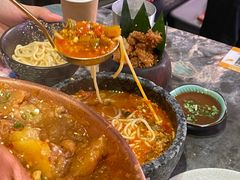 -浩海火燒雲傣家菜(芮欧百货店)