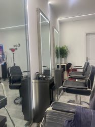 -Coo Hair salon