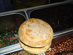 -三兄弟高炉烧饼