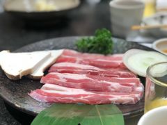 -草家酱蟹炭火烤肉店(珲春南路一店)