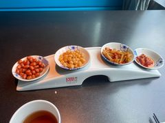 -凤凰湘语·平价海鲜餐厅(浦东旗舰店)