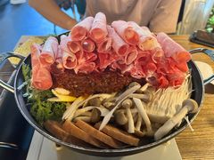 -MI WU FACTORY米屋美食工厂餐厅(绿地店)