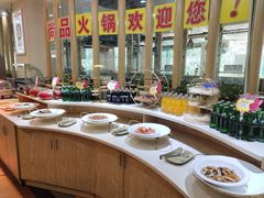 -尚品海鲜肥牛自助火锅(湖明店)