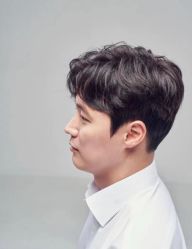 -LAQUEEN 时尚健康假发