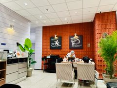 -必胜客(新中纬店)
