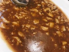 烂蒜烩肥肠-聚友居酒楼