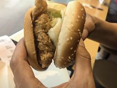 -肯德基(凯德国贸店)