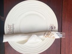 -皇冠自酿啤酒坊(中国红街5号楼店)