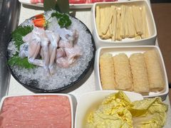 -海底捞火锅鲜切牛肉主题店(长寿路店)