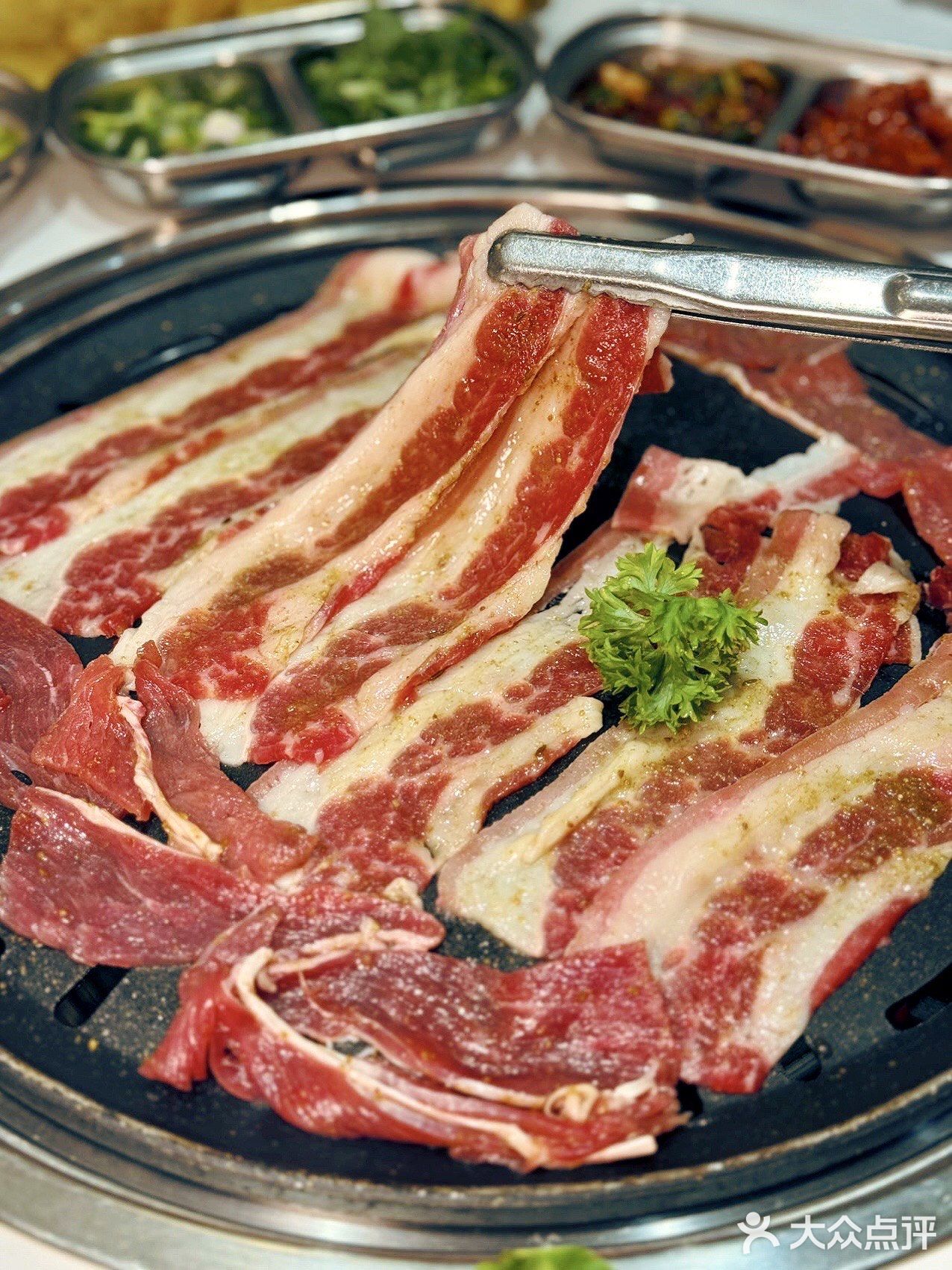 这种不起眼的烤肉店，居然藏了9年…
