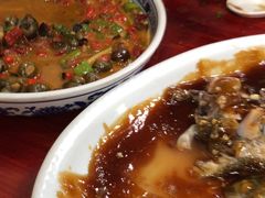-芦茨金富饭庄·25年老字号·专做稻草鸡