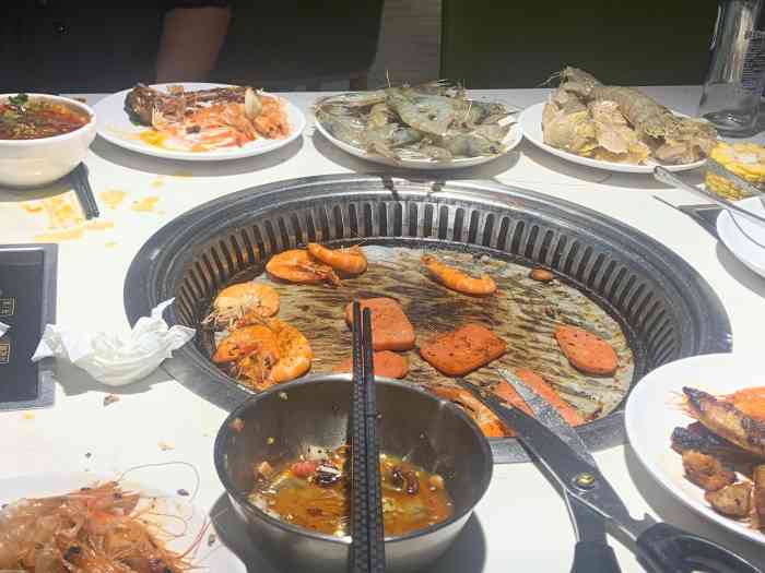 欢乐牧场自助餐厅烤肉火锅(江北万达店)-"欢乐牧场位于江北万达3楼,他