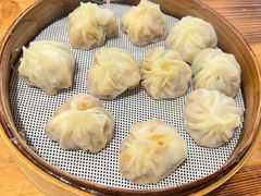 蒸薄皮鲜肉包-余氏豆腐包老店(东直街店)