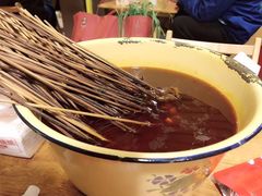 -拈签一笑黄牛肉辣卤串串